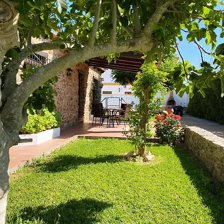 Casas De Petra - Roche 1